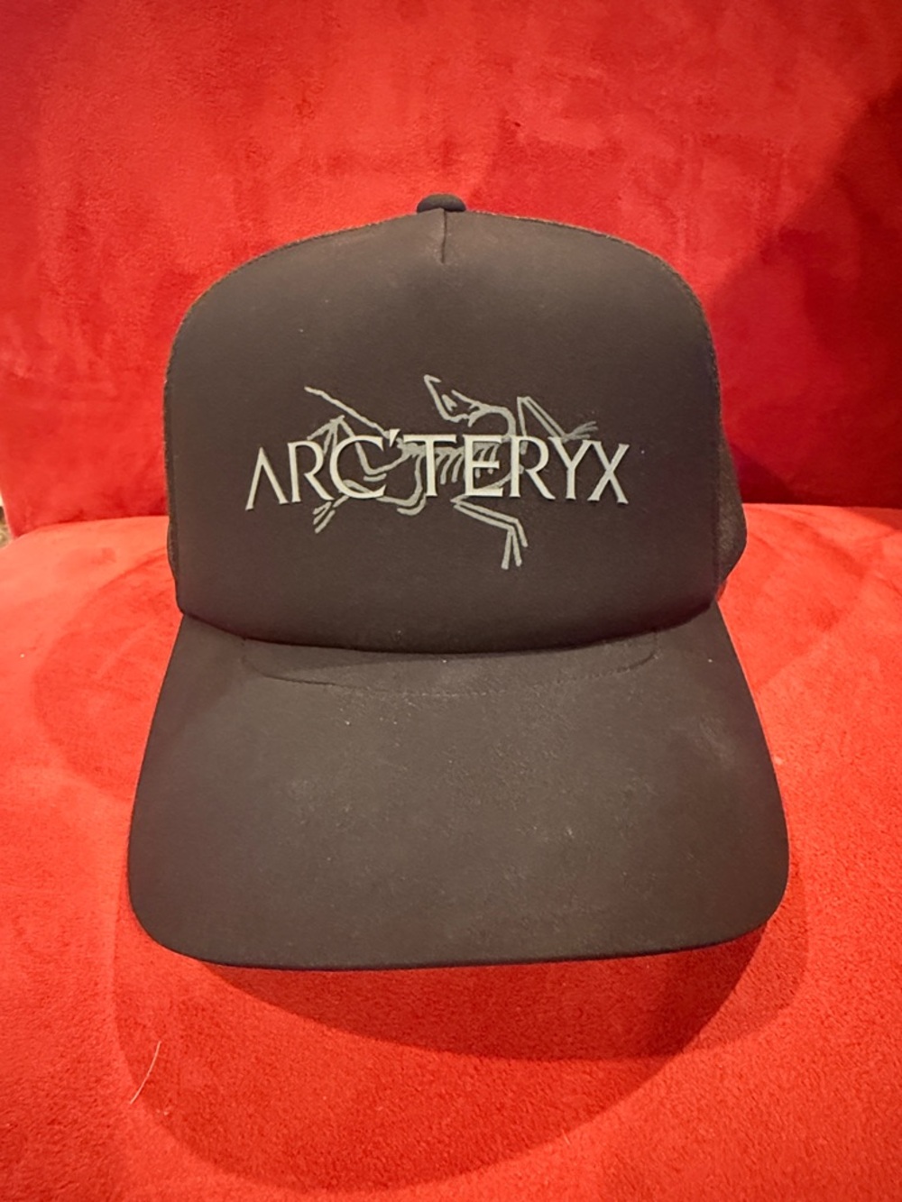 Arc’teryx Black Trucker Hat | Mesh Back | Size L/XL | EUC